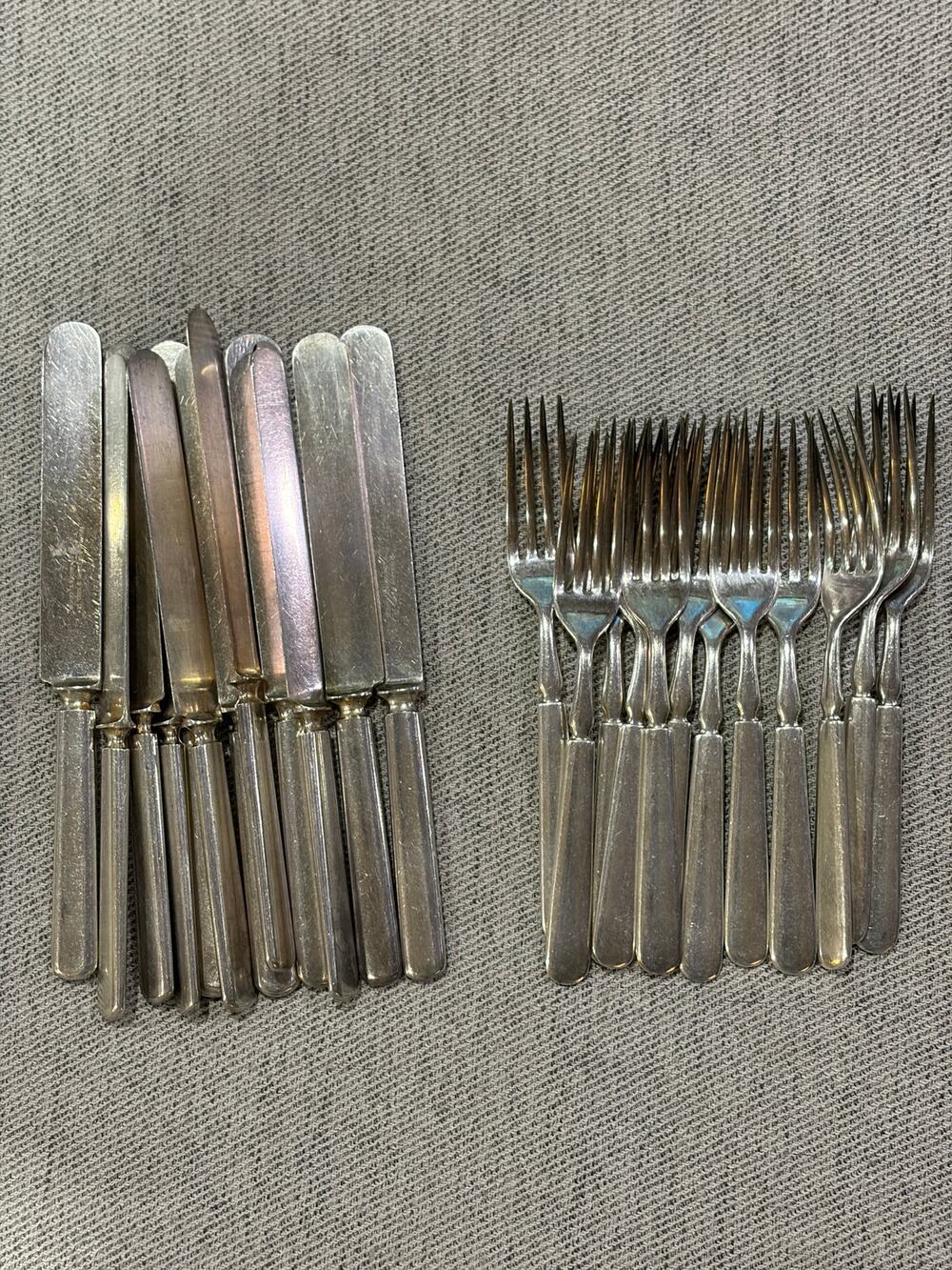 24pc Antique Rogers & Bro Silver Plated Service for 12 Dinner Knives & Forks Set